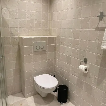 Moderne Storhytte Med 5 Soverom Og 3 Bad Ferienhaus