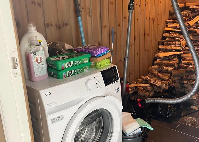 Moderne Storhytte Med 5 Soverom Og 3 Bad Hébergement de vacances